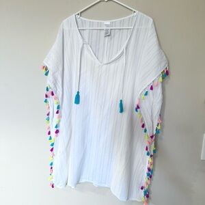 Elan White Tunic with Colorful Tassel Accents